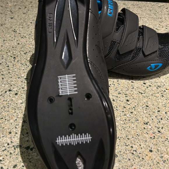 NWT-Giro Cycling Shoe Black Blue 3-strap Road Bike Shoe Unisex - Picture 9 of 11